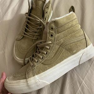 Suede Beige Hightop Vans